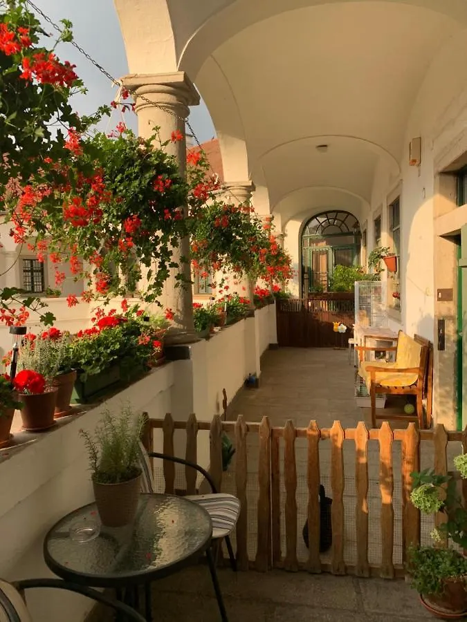 Forst-Haz Apartman Eger Apartment